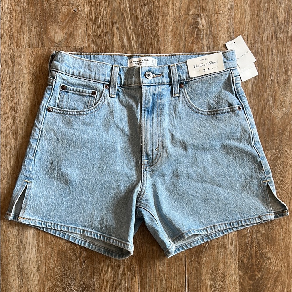 Abercrombie & Fitch High Rise Dad Shorts